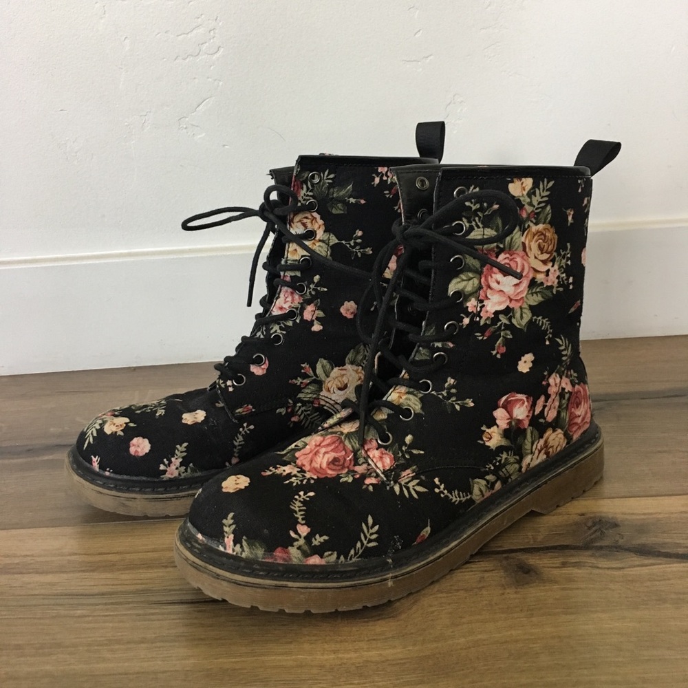 Floral boots